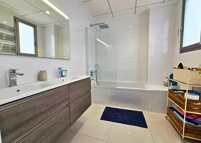 Vista Azul: Vistas Panoramicas Al Mar *